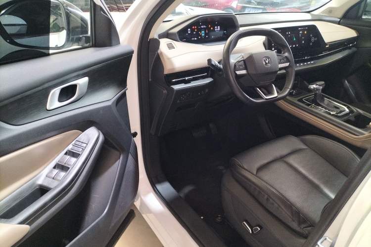 Used CHANGAN CS55PLUS 2022 2nd Generation 1.5T DCT Excellence Edition Interior 3