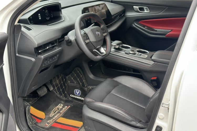 Used CHANGAN CS55PLUS 2022 2nd Generation 1.5T DCT Prestige Version Interior 4