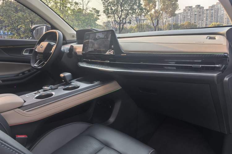 Used CHANGAN CS55PLUS 2022 2nd Generation 1.5T DCT Prestige Version Interior 8