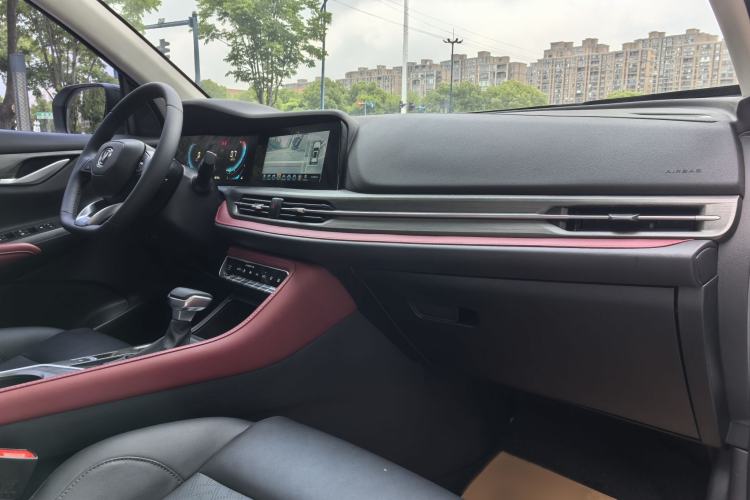 Used CHANGAN CS55PLUS 2022 Blue Whale Edition 1.5T DCT Luxury Model Interior 8