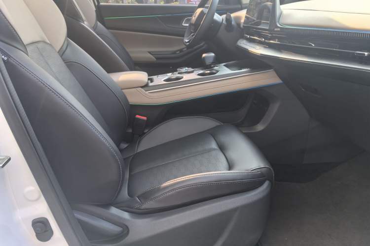 Used CHANGAN CS55PLUS 2022 2nd Generation 1.5T DCT Prestige Version Interior 9
