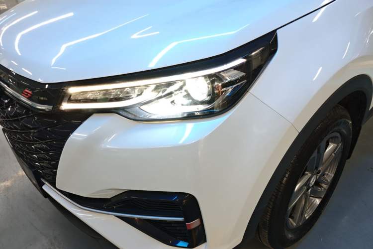 Used CHANGAN CS55PLUS 2022 Blue Whale Edition 1.5T Manual Luxury Model Left Front Headlight