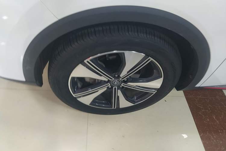 Used CHANGAN CS55PLUS 2022 2nd Generation 1.5T DCT Luxury Version Left Front Wheel Hub