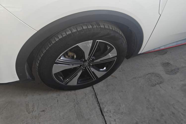 Used CHANGAN CS55PLUS 2022 2nd Generation 1.5T DCT Prestige Version Left Front Wheel Hub