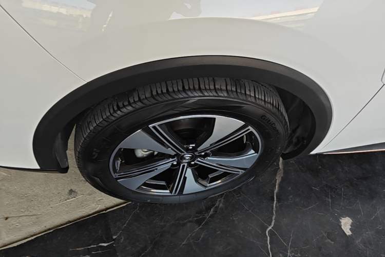 Used CHANGAN CS55PLUS 2022 2nd Generation 1.5T DCT Prestige Version Left Front Wheel Hub