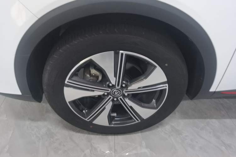 Used CHANGAN CS55PLUS 2022 2nd Generation 1.5T DCT Prestige Version Left Front Wheel Hub