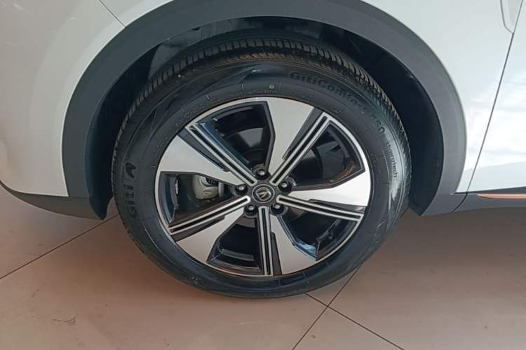 Used CHANGAN CS55PLUS 2022 2nd Generation 1.5T DCT Prestige Version Left Front Wheel Hub