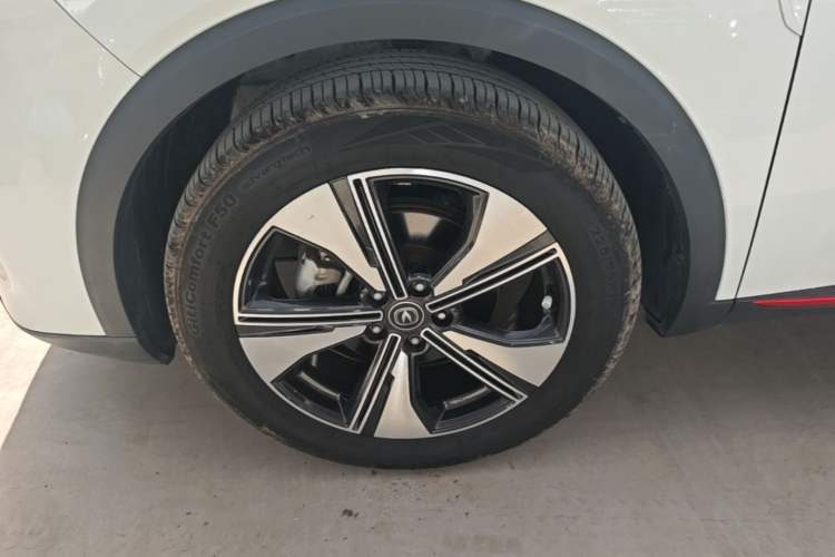 Used CHANGAN CS55PLUS 2022 2nd Generation 1.5T DCT Prestige Version Left Front Wheel Hub