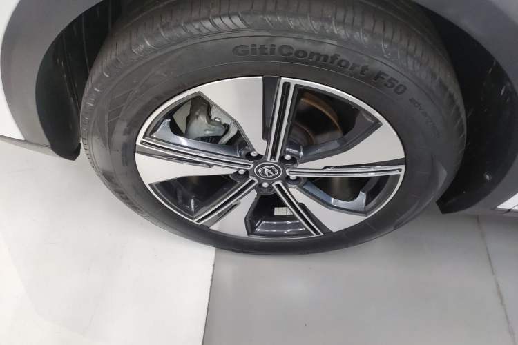 Used CHANGAN CS55PLUS 2022 2nd Generation 1.5T DCT Excellence Edition Left Front Wheel Hub