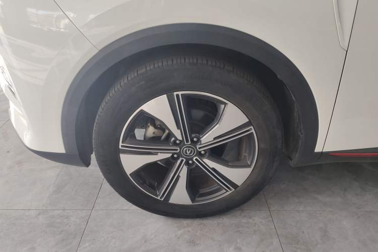 Used CHANGAN CS55PLUS 2022 2nd Generation 1.5T DCT Luxury Version Left Front Wheel Hub