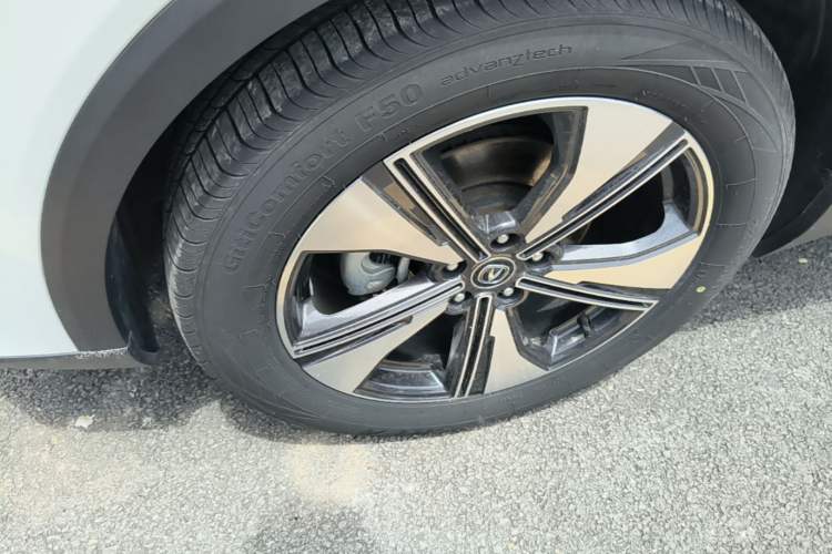 Used CHANGAN CS55PLUS 2022 2nd Generation 1.5T DCT Luxury Version Left Front Wheel Hub