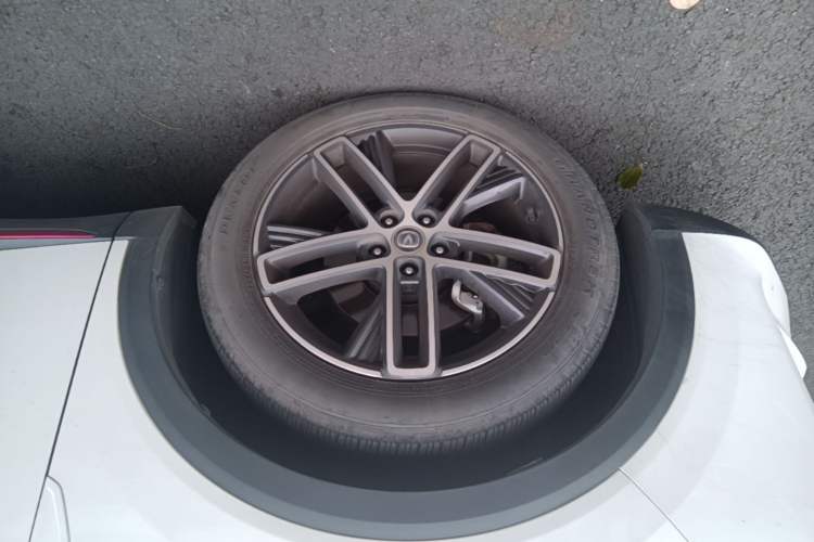 Used CHANGAN CS55PLUS 2022 2nd Generation 1.5T DCT Navigation Edition Left Front Wheel Hub