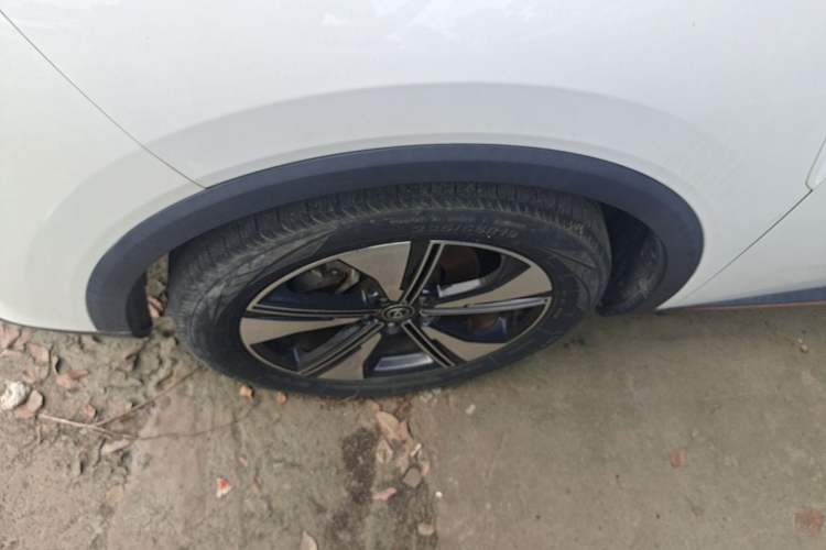 Used CHANGAN CS55PLUS 2022 2nd Generation 1.5T DCT Prestige Version Left Front Wheel Hub