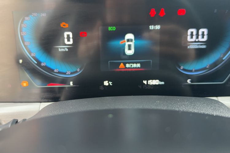 Used CHANGAN CS55PLUS 2022 Blue Whale Edition 1.5T Manual Luxury Model Odometer Close Up