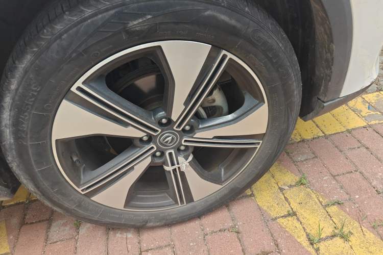 Used CHANGAN CS55PLUS 2022 2nd Generation 1.5T DCT Luxury Version Right Front Wheel Hub