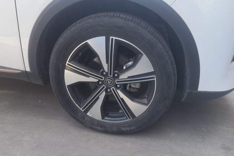 Used CHANGAN CS55PLUS 2022 2nd Generation 1.5T DCT Prestige Version Right Front Wheel Hub