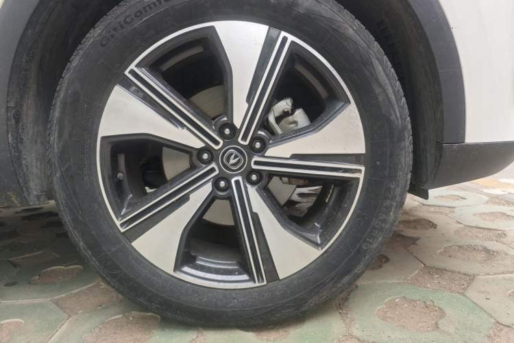 Used CHANGAN CS55PLUS 2022 2nd Generation 1.5T DCT Prestige Version Right Front Wheel Hub