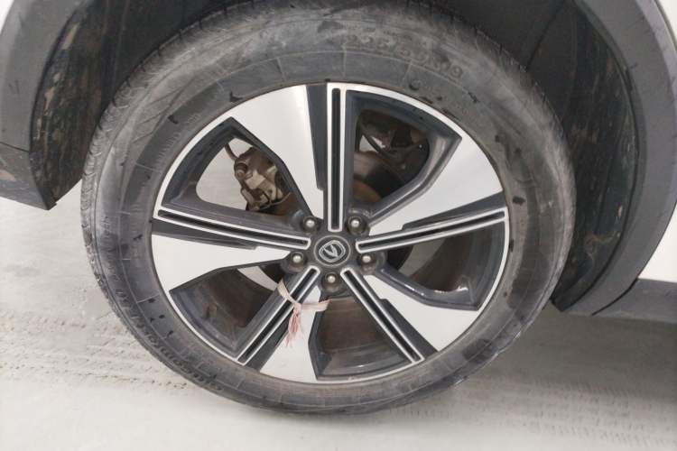 Used CHANGAN CS55PLUS 2022 2nd Generation 1.5T DCT Luxury Version Right Rear Wheel Hub