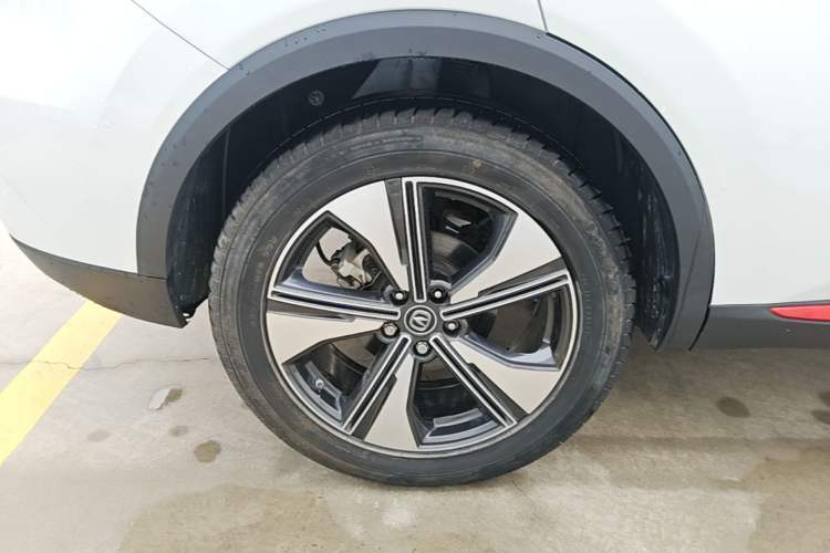 Used CHANGAN CS55PLUS 2022 2nd Generation 1.5T DCT Prestige Version Right Rear Wheel Hub