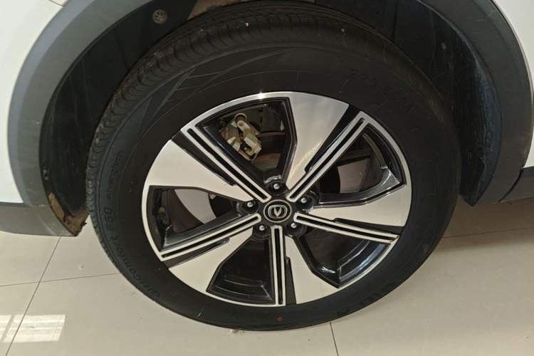 Used CHANGAN CS55PLUS 2022 2nd Generation 1.5T DCT Prestige Version Right Rear Wheel Hub