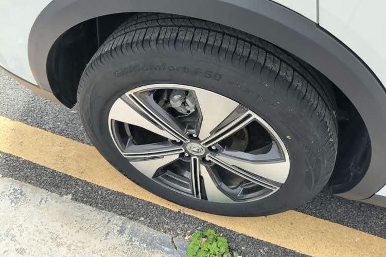 Used CHANGAN CS55PLUS 2022 2nd Generation 1.5T DCT Luxury Version Right Rear Wheel Hub
