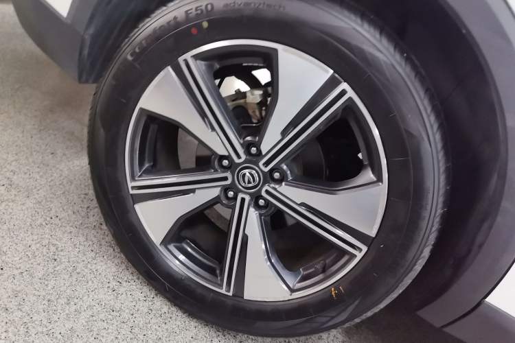 Used CHANGAN CS55PLUS 2022 2nd Generation 1.5T DCT Prestige Version Right Rear Wheel Hub