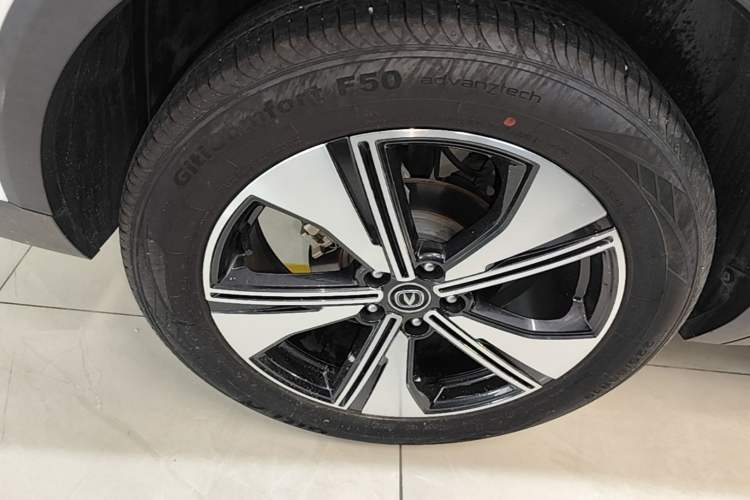 Used CHANGAN CS55PLUS 2022 2nd Generation 1.5T DCT Excellence Edition Right Rear Wheel Hub