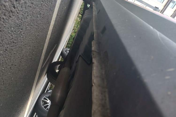 Used CHANGAN CS55PLUS 2022 Blue Whale Edition 1.5T Manual Luxury Model Right Side Sill