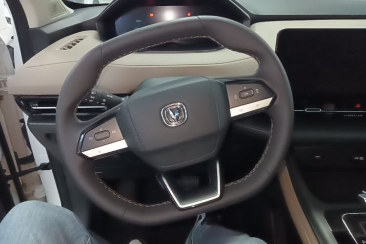 Used CHANGAN CS55PLUS 2022 2nd Generation 1.5T DCT Luxury Version Steering Wheel