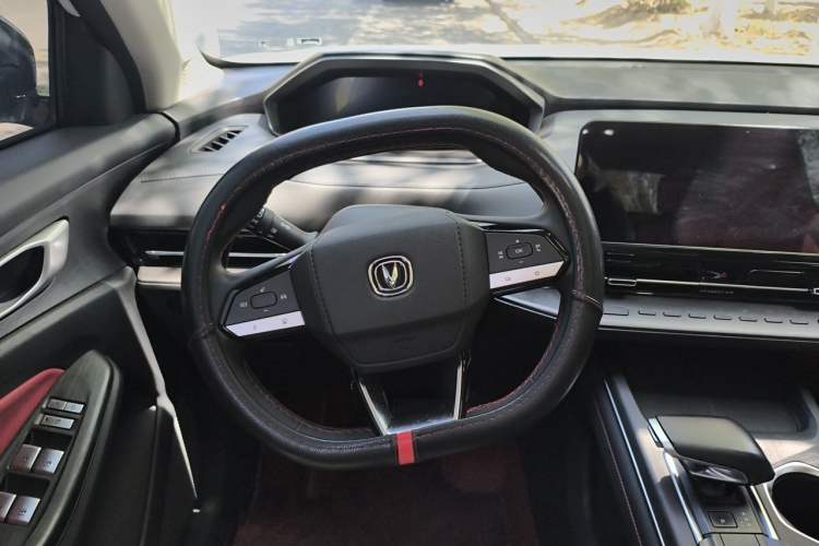 Used CHANGAN CS55PLUS 2022 2nd Generation 1.5T DCT Luxury Version Steering Wheel