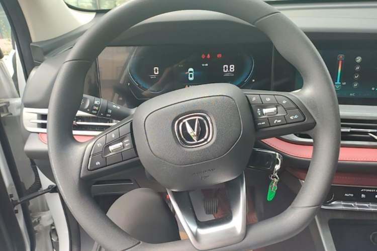 Used CHANGAN CS55PLUS 2022 Blue Whale Edition 1.5T Manual Luxury Model Steering Wheel