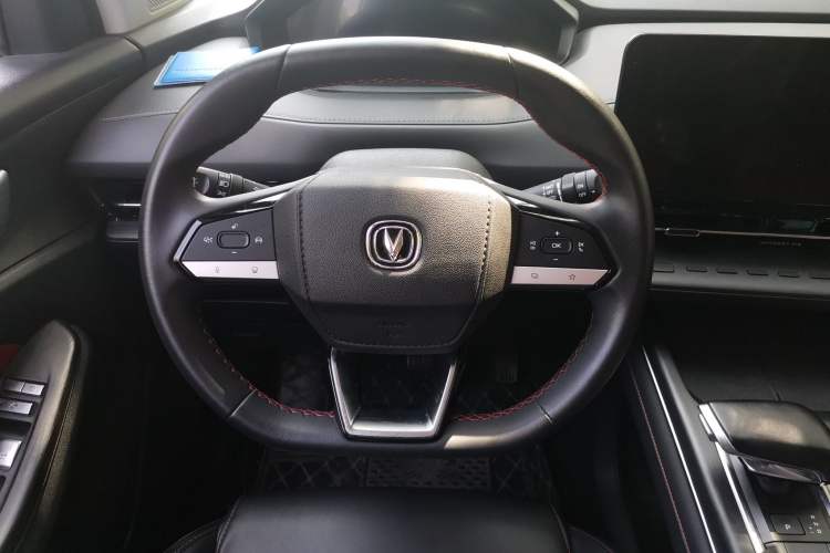Used CHANGAN CS55PLUS 2022 2nd Generation 1.5T DCT Prestige Version Steering Wheel