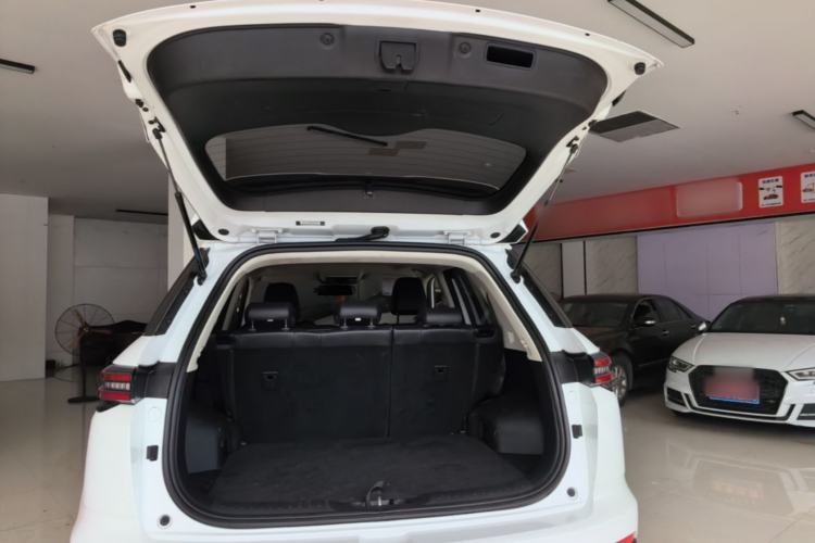 Used CHANGAN CS55PLUS 2022 Blue Whale Edition 1.5T DCT Luxury Model Trunk