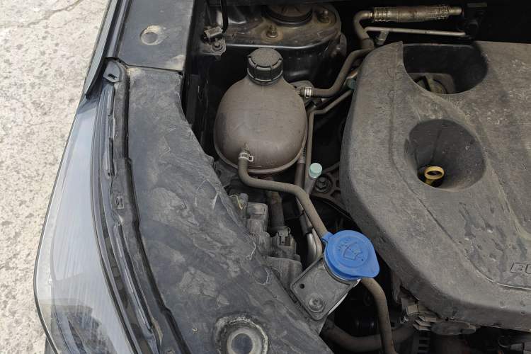 Used CHANGAN CS55PLUS 2023 2nd Generation 1.5T DCT Light-Year Edition Engine Bay Right