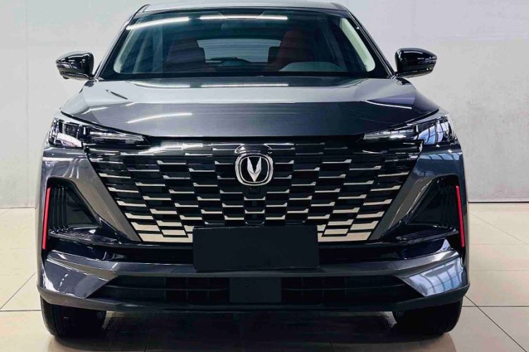 Used CHANGAN CS55PLUS 2023 2nd Generation 1.5T DCT Light-Year Edition Exterior 8