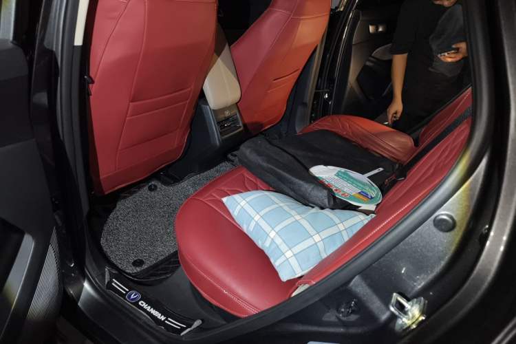 Used CHANGAN CS55PLUS 2023 2nd Generation 1.5T DCT Light-Year Edition Left Rear Seat