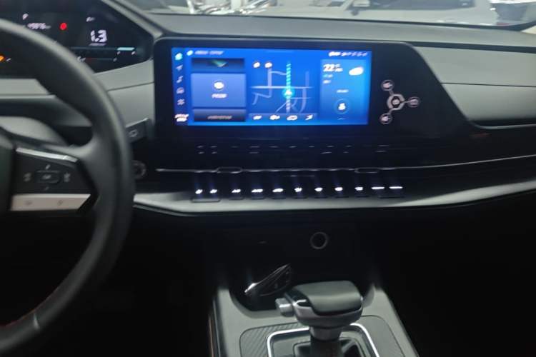 Used CHANGAN CS55PLUS 2023 2nd Generation 1.5T DCT Light-Year Edition Audio And AC Panel