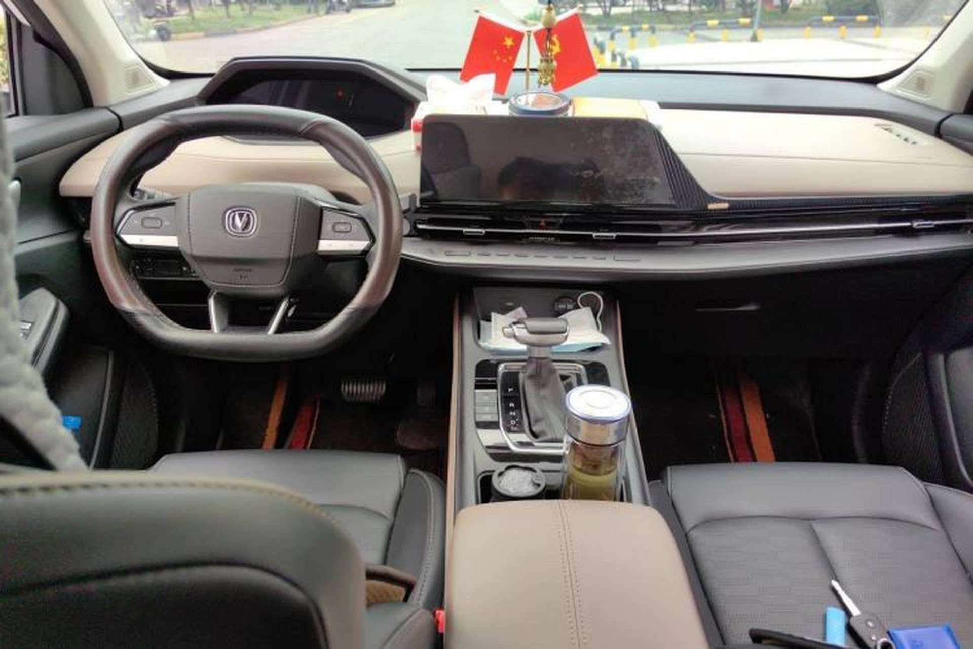 Used CHANGAN CS55PLUS 2023 2nd Generation 1.5T DCT Light-Year Edition Center Console