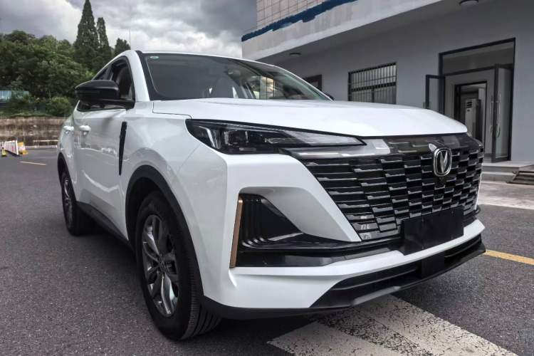 Used CHANGAN CS55PLUS 2023 2nd Generation 1.5T DCT Light-Year Edition Exterior 1