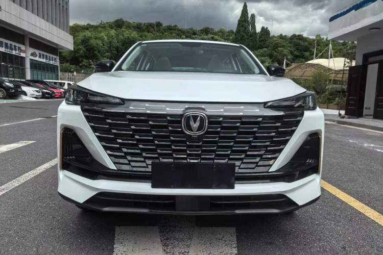 Used CHANGAN CS55PLUS 2023 2nd Generation 1.5T DCT Light-Year Edition Exterior 4
