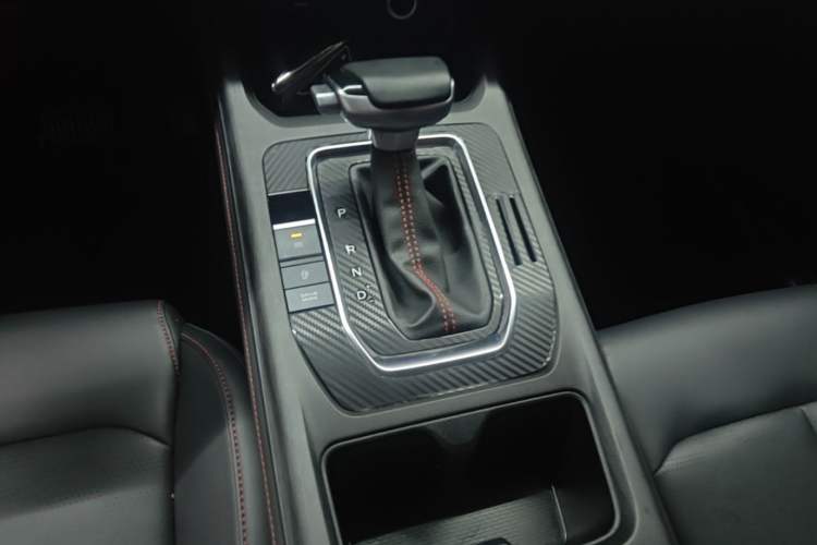 Used CHANGAN CS55PLUS 2023 2nd Generation 1.5T DCT Light-Year Edition Gear Lever