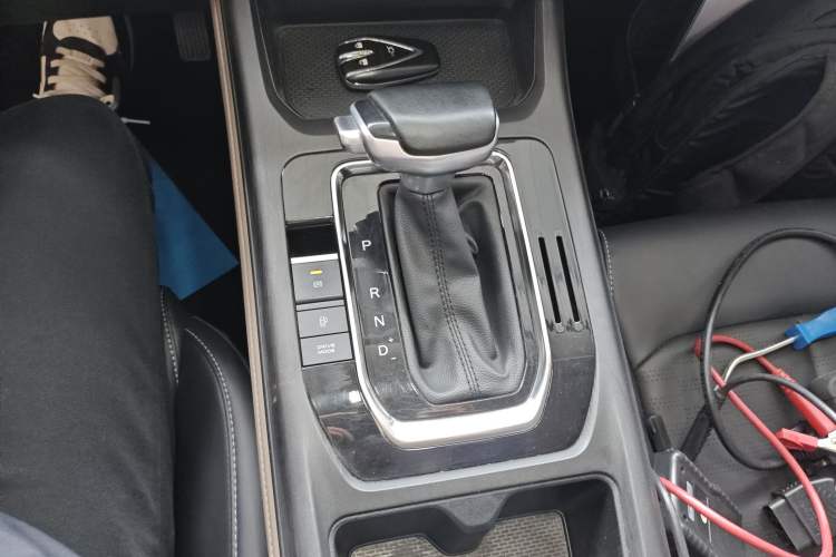 Used CHANGAN CS55PLUS 2023 2nd Generation 1.5T DCT Light-Year Edition Gear Lever
