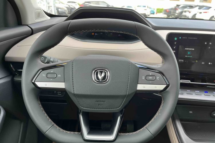 Used CHANGAN CS55PLUS 2023 2nd Generation 1.5T DCT Light-Year Edition Interior 3