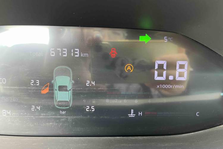 Used CHANGAN CS55PLUS 2023 2nd Generation 1.5T DCT Light-Year Edition Odometer Close Up