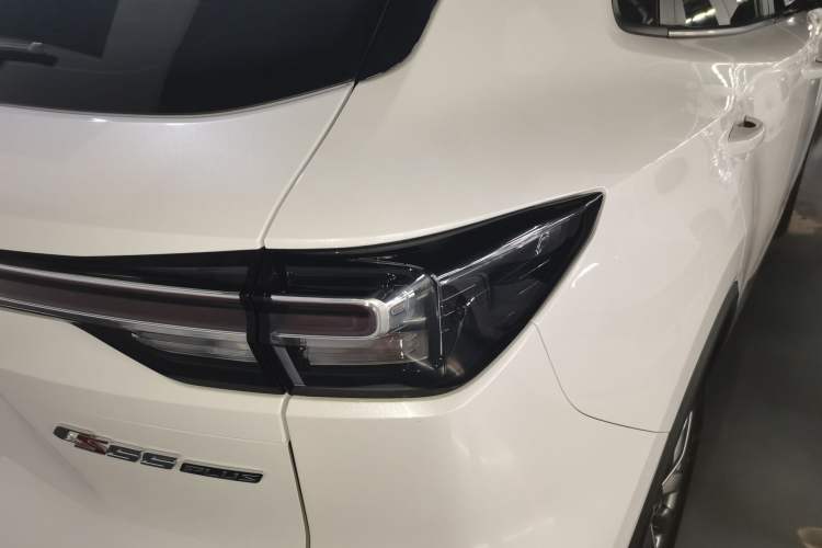 Used CHANGAN CS55PLUS 2023 2nd Generation 1.5T DCT Light-Year Edition Right Rear Taillight