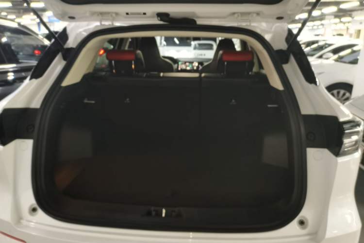 Used CHANGAN CS55PLUS 2023 2nd Generation 1.5T DCT Light-Year Edition Trunk