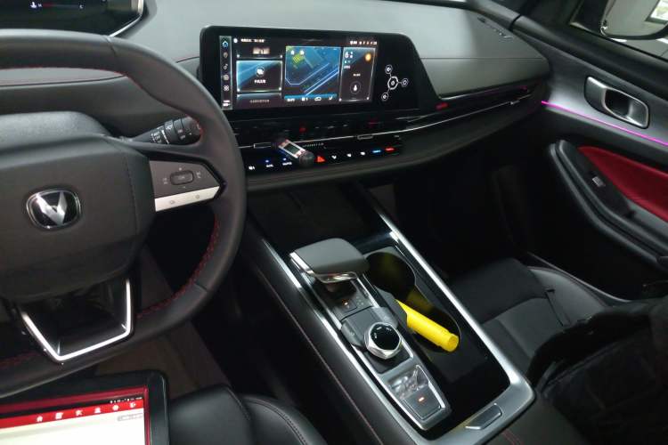 Used CHANGAN CS55PLUS 2024 3rd Generation 1.5T DCT Excellence Model Audio And AC Panel