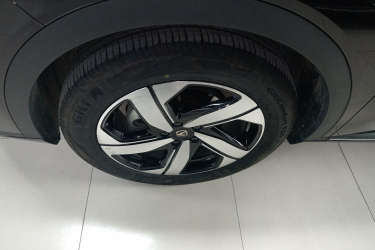 Used CHANGAN CS55PLUS 2024 3rd Generation 1.5T DCT Excellence Model Left Front Wheel Hub