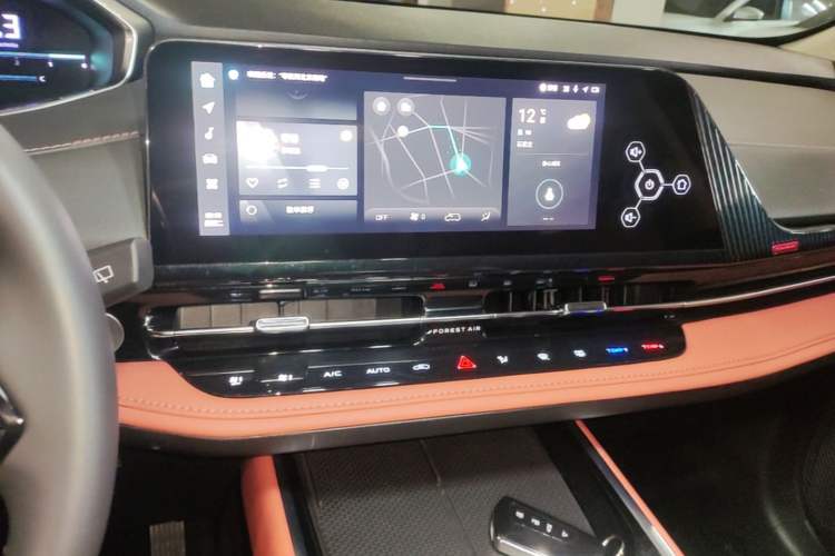 Used CHANGAN CS55PLUS 2024 3rd Generation 1.5T DCT Excellence Model Audio And AC Panel