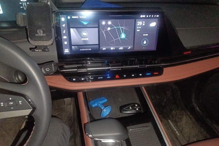 Used CHANGAN CS55PLUS 2024 3rd Generation 1.5T DCT Prestige Model Audio And AC Panel